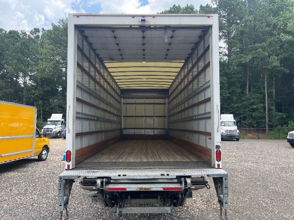 Medium Duty Box Truck-Light and Medium Duty Trucks-International-2020-MV607-Suwanee-GA-124,773\n\t\tmiles-$ 63,750 - Image 8