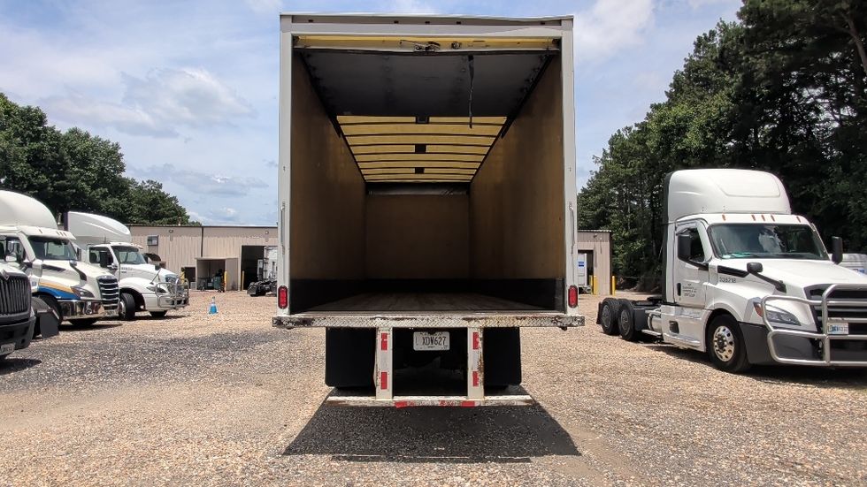Medium Duty Box Truck-Light and Medium Duty Trucks-International-2020-MV607-Suwanee-GA-225,382\n\t\tmiles-$ 35,500 - Image 8