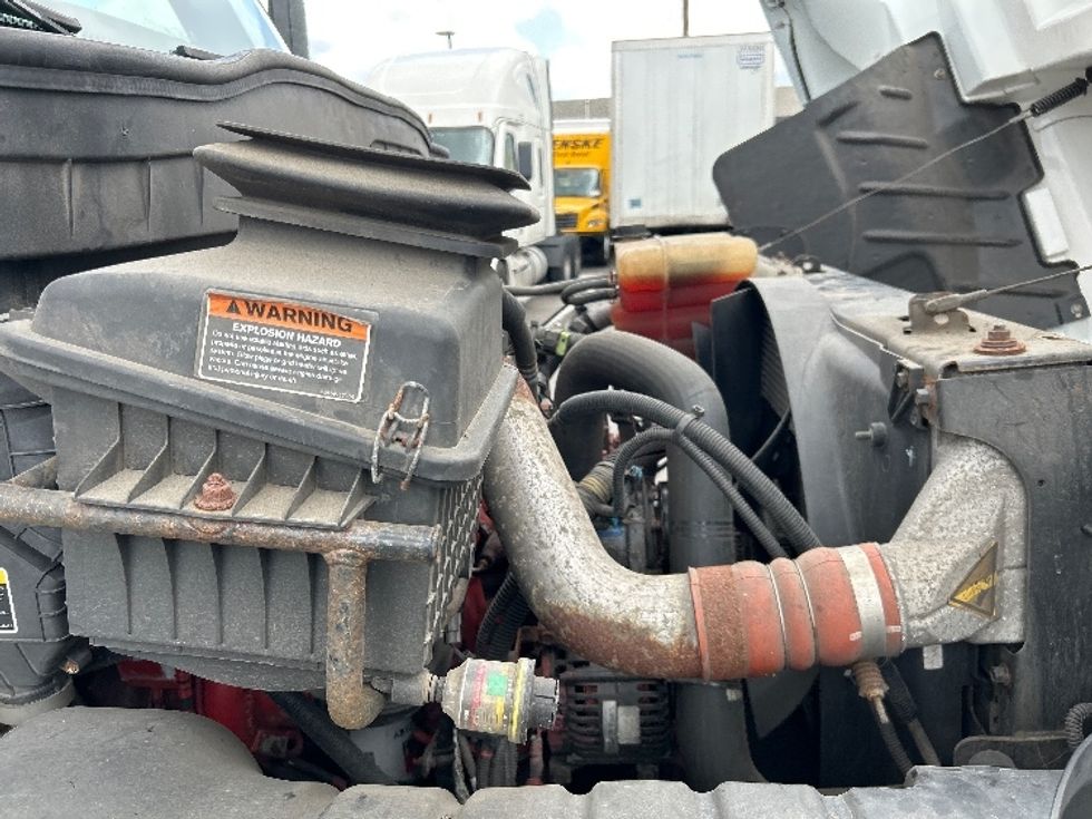 Medium Duty Box Truck-Light and Medium Duty Trucks-International-2020-MV607-Swedesboro-NJ-149,653\n\t\tmiles-$ 60,500 - Image 23