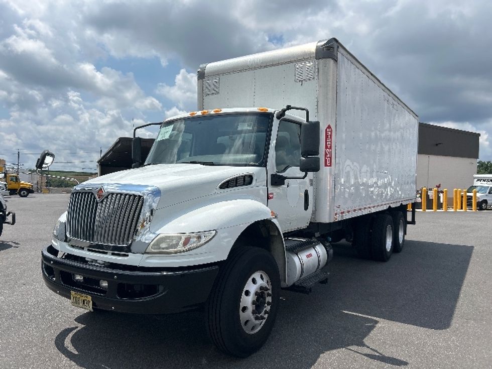 Medium Duty Box Truck-Light and Medium Duty Trucks-International-2020-MV607-Swedesboro-NJ-149,653\n\t\tmiles-$ 60,500 - Image 3