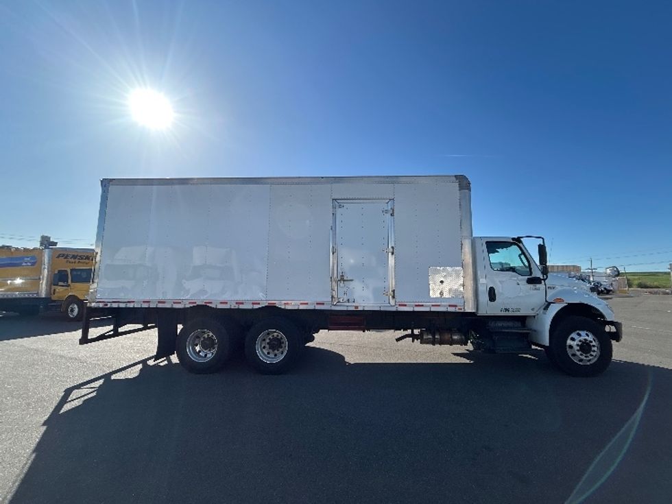Medium Duty Box Truck-Light and Medium Duty Trucks-International-2020-MV607-Swedesboro-NJ-170,387\n\t\tmiles-$ 57,500 - Image 15
