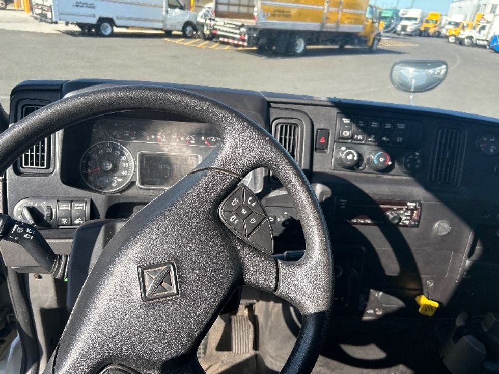 Medium Duty Box Truck-Light and Medium Duty Trucks-International-2020-MV607-Swedesboro-NJ-170,387\n\t\tmiles-$ 57,500 - Image 18