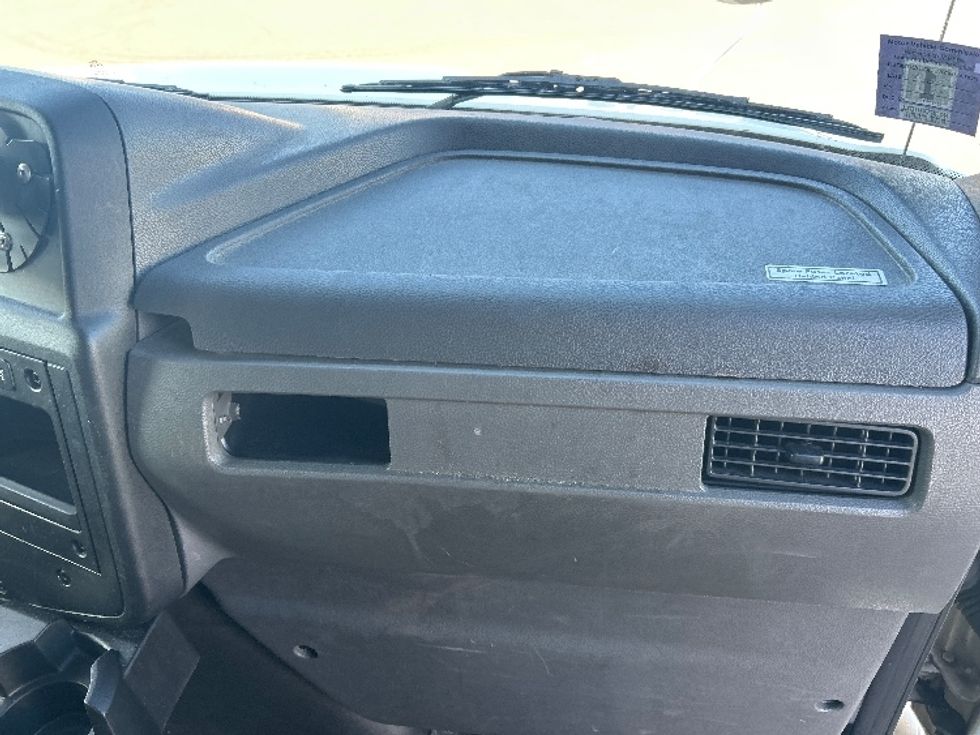 Medium Duty Box Truck-Light and Medium Duty Trucks-International-2020-MV607-Swedesboro-NJ-170,387\n\t\tmiles-$ 57,500 - Image 21