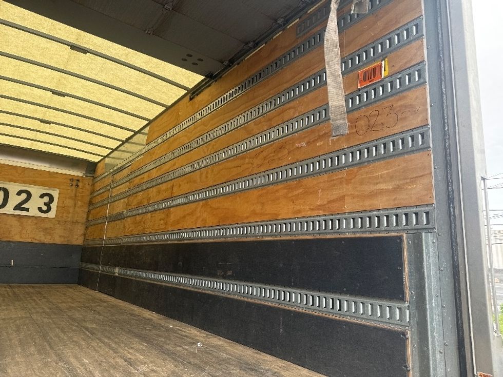 Medium Duty Box Truck-Light and Medium Duty Trucks-International-2020-MV607-Swedesboro-NJ-191,231\n\t\tmiles-$ 53,000 - Image 12