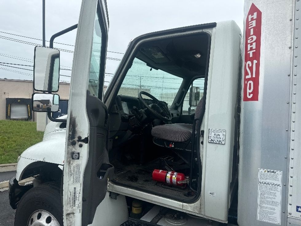 Medium Duty Box Truck-Light and Medium Duty Trucks-International-2020-MV607-Swedesboro-NJ-191,231\n\t\tmiles-$ 53,000 - Image 16