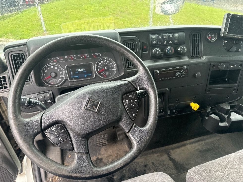 Medium Duty Box Truck-Light and Medium Duty Trucks-International-2020-MV607-Swedesboro-NJ-191,231\n\t\tmiles-$ 53,000 - Image 18