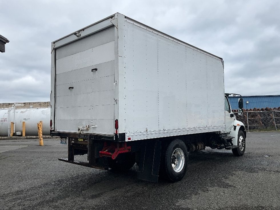 Medium Duty Box Truck-Light and Medium Duty Trucks-International-2020-MV607-Tacoma-WA-122,461\n\t\tmiles-$ 47,000 - Image 13