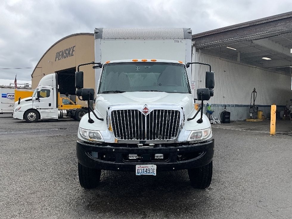 Medium Duty Box Truck-Light and Medium Duty Trucks-International-2020-MV607-Tacoma-WA-122,461\n\t\tmiles-$ 47,000 - Image 2