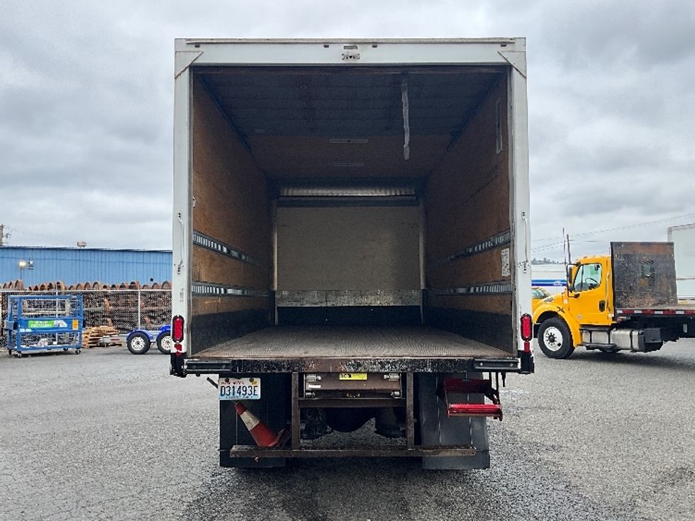 Medium Duty Box Truck-Light and Medium Duty Trucks-International-2020-MV607-Tacoma-WA-122,461\n\t\tmiles-$ 47,000 - Image 8