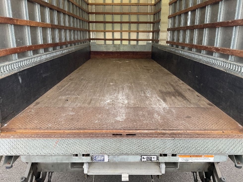 Medium Duty Box Truck-Light and Medium Duty Trucks-International-2020-MV607-Tacoma-WA-123,673\n\t\tmiles-$ 47,750 - Image 10