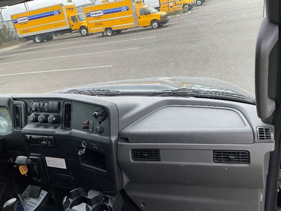Medium Duty Box Truck-Light and Medium Duty Trucks-International-2020-MV607-Tacoma-WA-123,673\n\t\tmiles-$ 47,750 - Image 21