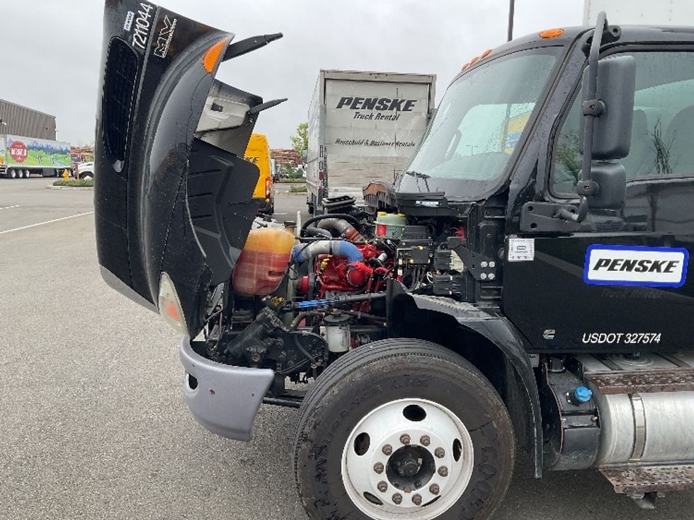 Medium Duty Box Truck-Light and Medium Duty Trucks-International-2020-MV607-Tacoma-WA-123,673\n\t\tmiles-$ 47,750 - Image 24