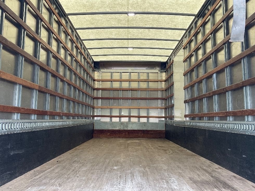 Medium Duty Box Truck-Light and Medium Duty Trucks-International-2020-MV607-Tacoma-WA-123,673\n\t\tmiles-$ 47,750 - Image 8