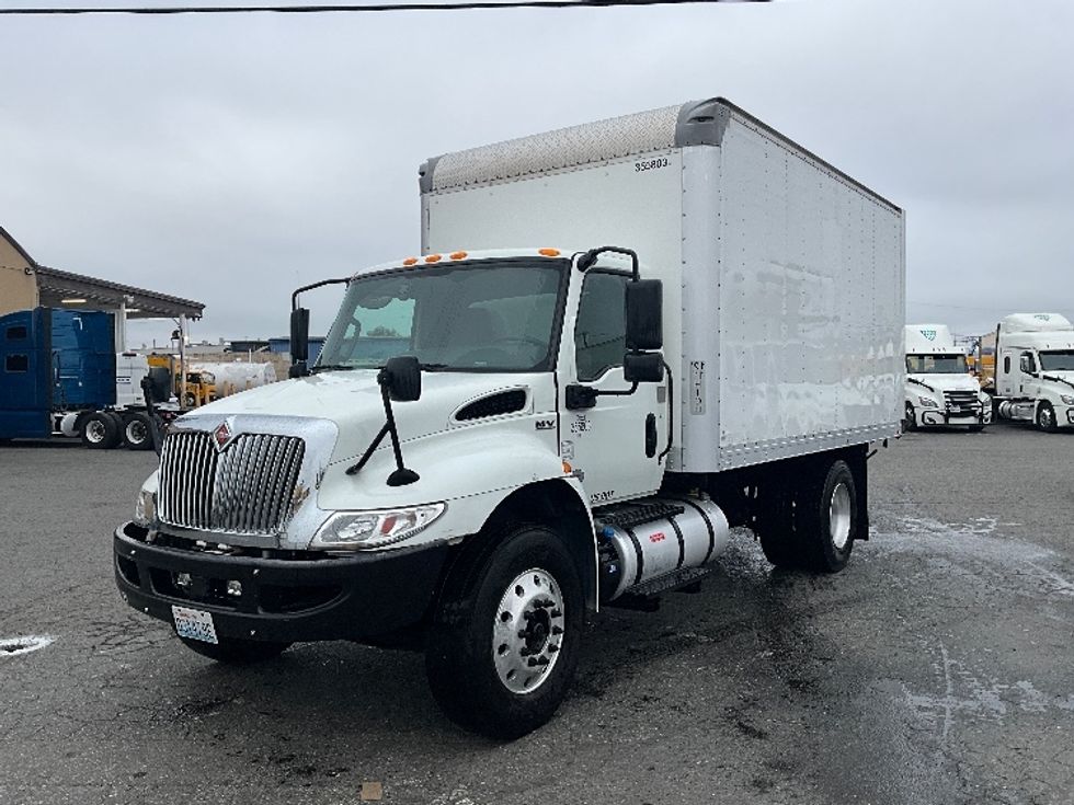 Medium Duty Box Truck-Light and Medium Duty Trucks-International-2020-MV607-Tacoma-WA-153,213\n\t\tmiles-$ 40,500 - Image 3