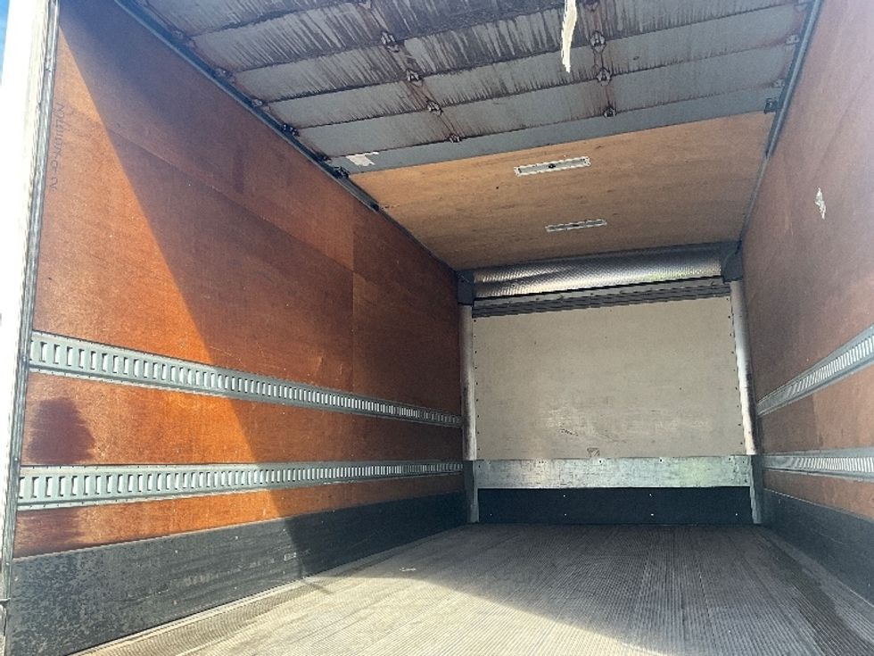 Medium Duty Box Truck-Light and Medium Duty Trucks-International-2020-MV607-Tacoma-WA-166,597\n\t\tmiles-$ 38,500 - Image 11