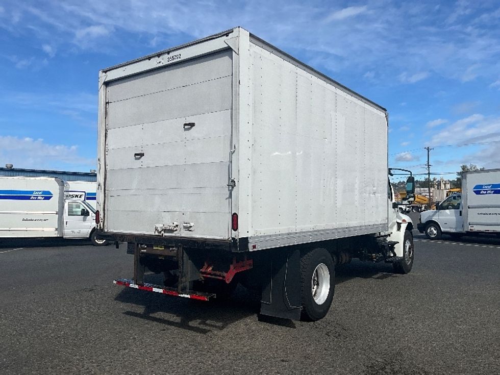 Medium Duty Box Truck-Light and Medium Duty Trucks-International-2020-MV607-Tacoma-WA-166,597\n\t\tmiles-$ 38,500 - Image 13