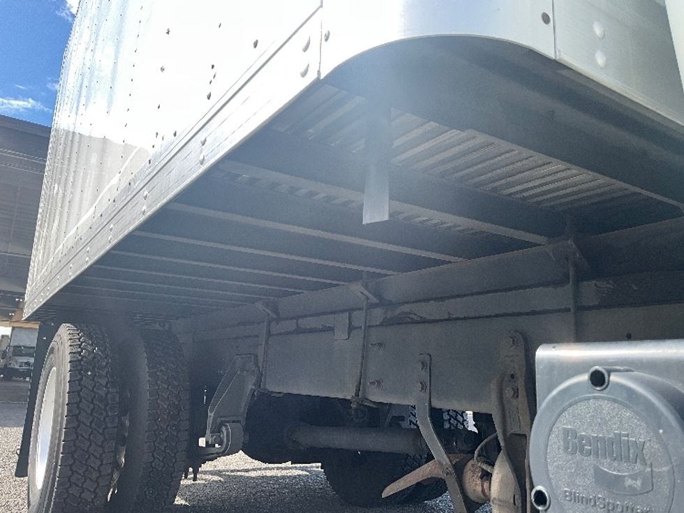 Medium Duty Box Truck-Light and Medium Duty Trucks-International-2020-MV607-Tacoma-WA-166,597\n\t\tmiles-$ 38,500 - Image 14