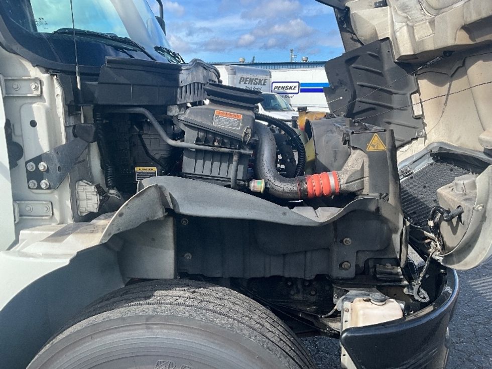 Medium Duty Box Truck-Light and Medium Duty Trucks-International-2020-MV607-Tacoma-WA-166,597\n\t\tmiles-$ 38,500 - Image 23
