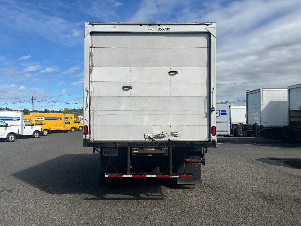 Medium Duty Box Truck-Light and Medium Duty Trucks-International-2020-MV607-Tacoma-WA-166,597\n\t\tmiles-$ 38,500 - Image 7