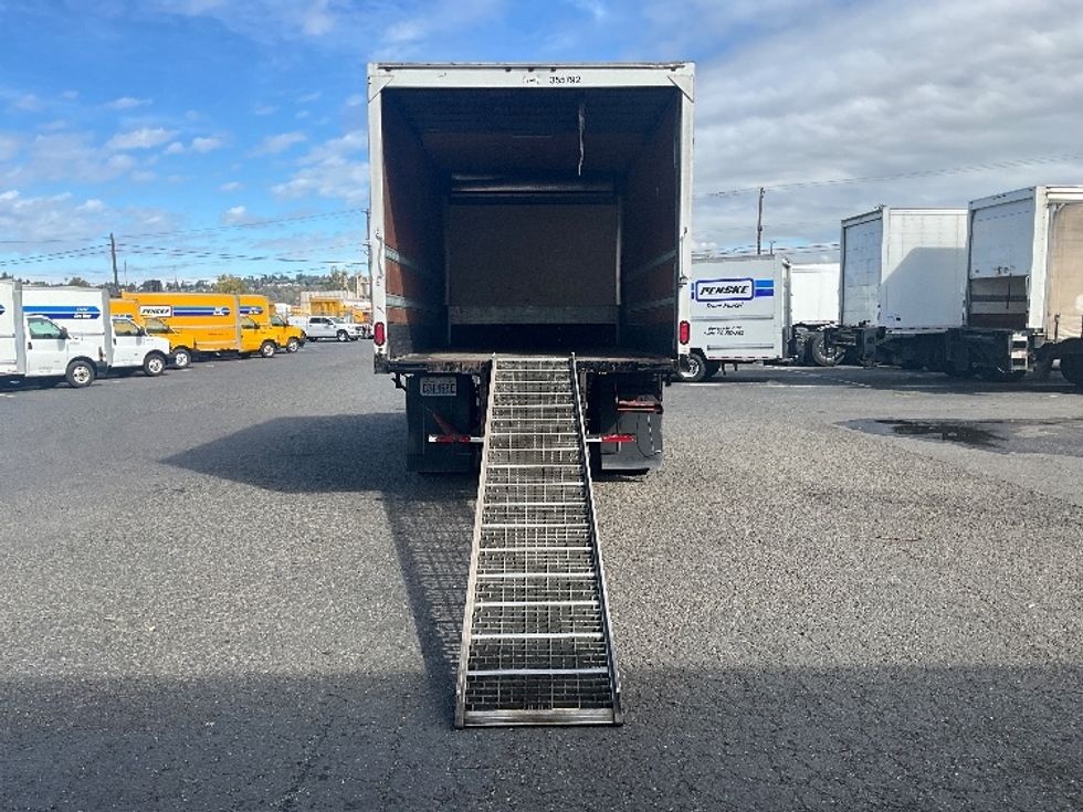 Medium Duty Box Truck-Light and Medium Duty Trucks-International-2020-MV607-Tacoma-WA-166,597\n\t\tmiles-$ 38,500 - Image 9