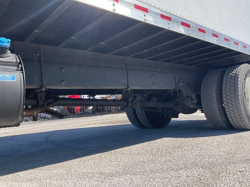 Medium Duty Box Truck-Light and Medium Duty Trucks-International-2020-MV607-Tampa-FL-100,449\n\t\tmiles-$ 52,250 - Image 9