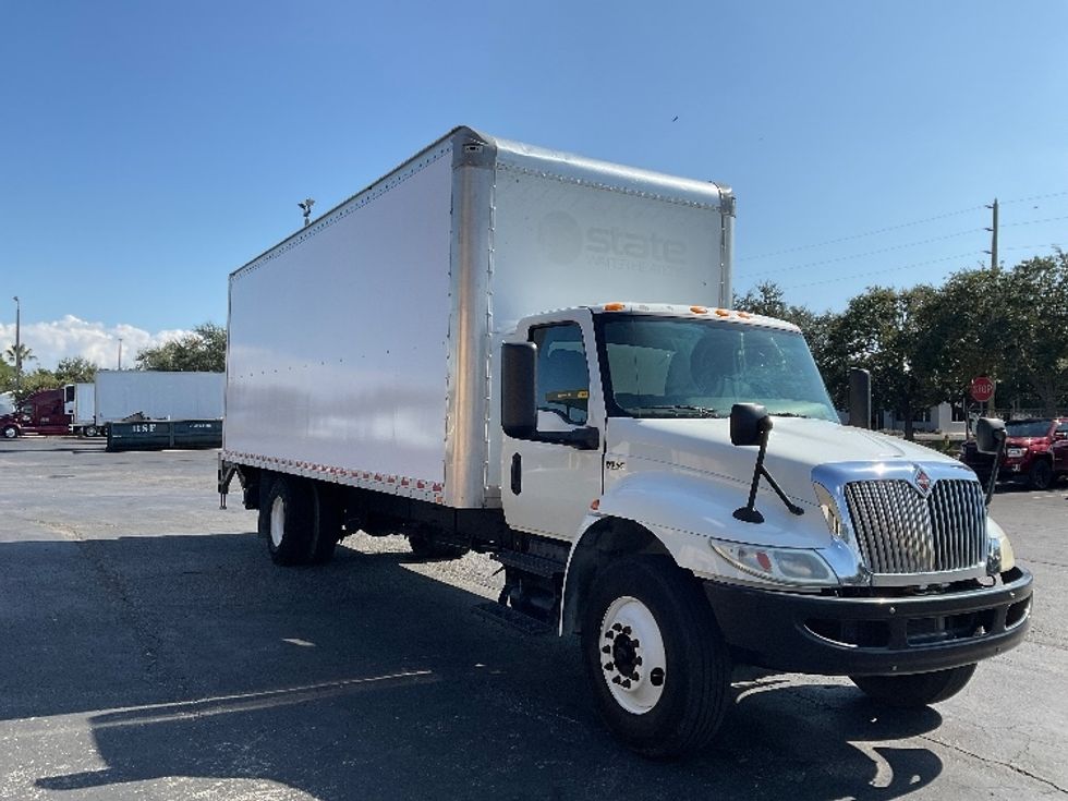 Medium Duty Box Truck-Light and Medium Duty Trucks-International-2020-MV607-Tampa-FL-109,889\n\t\tmiles-$ 61,250 - Image 1