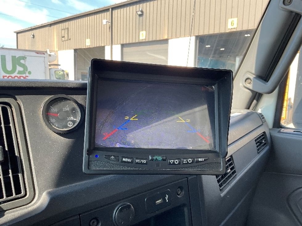 Medium Duty Box Truck-Light and Medium Duty Trucks-International-2020-MV607-Tampa-FL-109,889\n\t\tmiles-$ 61,250 - Image 25