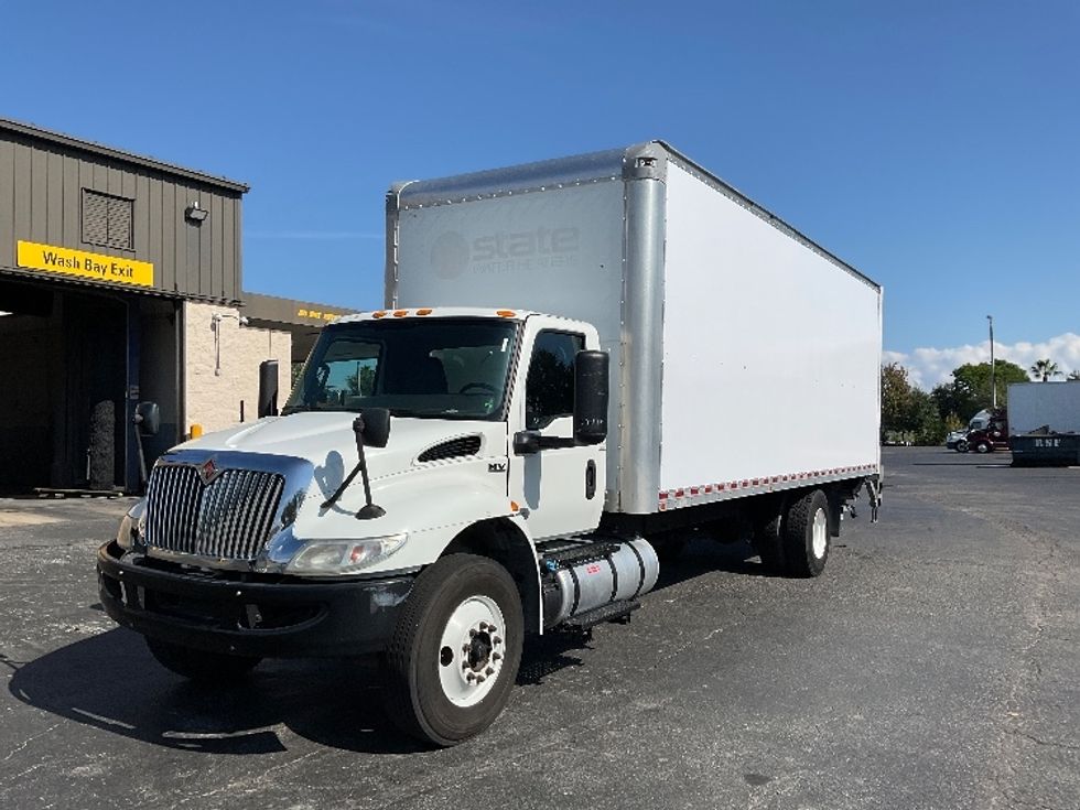 Medium Duty Box Truck-Light and Medium Duty Trucks-International-2020-MV607-Tampa-FL-109,889\n\t\tmiles-$ 61,250 - Image 3