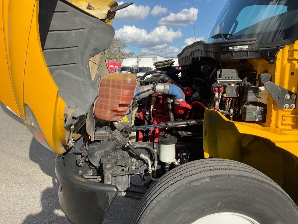 Medium Duty Box Truck-Light and Medium Duty Trucks-International-2020-MV607-Tampa-FL-144,612\n\t\tmiles-$ 50,250 - Image 24