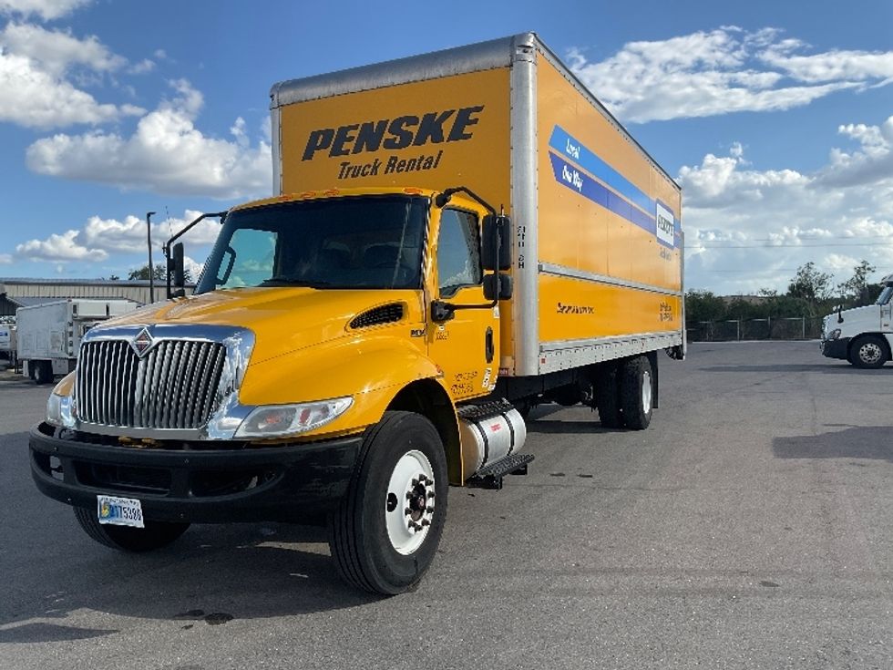 Medium Duty Box Truck-Light and Medium Duty Trucks-International-2020-MV607-Tampa-FL-144,612\n\t\tmiles-$ 50,250 - Image 3