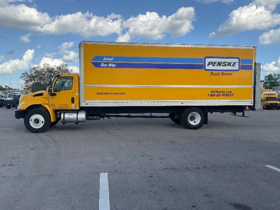 Medium Duty Box Truck-Light and Medium Duty Trucks-International-2020-MV607-Tampa-FL-144,612\n\t\tmiles-$ 50,250 - Image 4