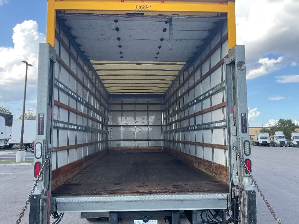 Medium Duty Box Truck-Light and Medium Duty Trucks-International-2020-MV607-Tampa-FL-144,612\n\t\tmiles-$ 50,250 - Image 8