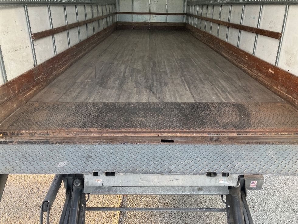 Medium Duty Box Truck-Light and Medium Duty Trucks-International-2020-MV607-Tampa-FL-153,234\n\t\tmiles-$ 50,000 - Image 10
