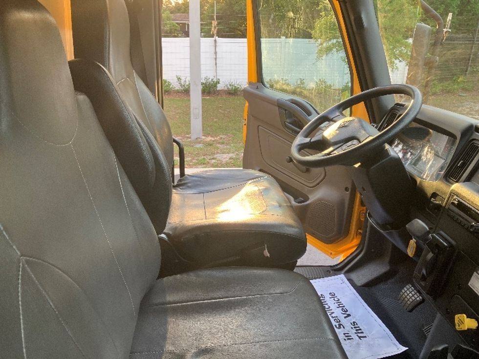 Medium Duty Box Truck-Light and Medium Duty Trucks-International-2020-MV607-Tampa-FL-153,234\n\t\tmiles-$ 50,000 - Image 22