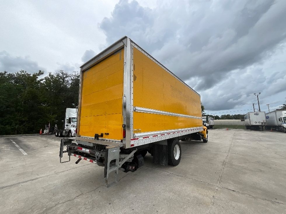 Medium Duty Box Truck-Light and Medium Duty Trucks-International-2020-MV607-Tampa-FL-192,738\n\t\tmiles-$ 54,000 - Image 13