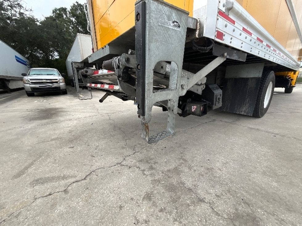 Medium Duty Box Truck-Light and Medium Duty Trucks-International-2020-MV607-Tampa-FL-192,738\n\t\tmiles-$ 54,000 - Image 30