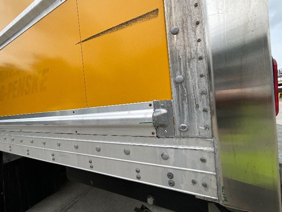 Medium Duty Box Truck-Light and Medium Duty Trucks-International-2020-MV607-Tampa-FL-192,738\n\t\tmiles-$ 54,000 - Image 31