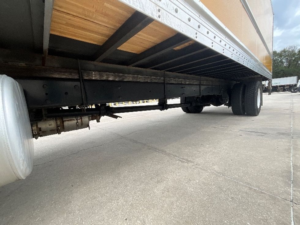 Medium Duty Box Truck-Light and Medium Duty Trucks-International-2020-MV607-Tampa-FL-192,738\n\t\tmiles-$ 54,000 - Image 5