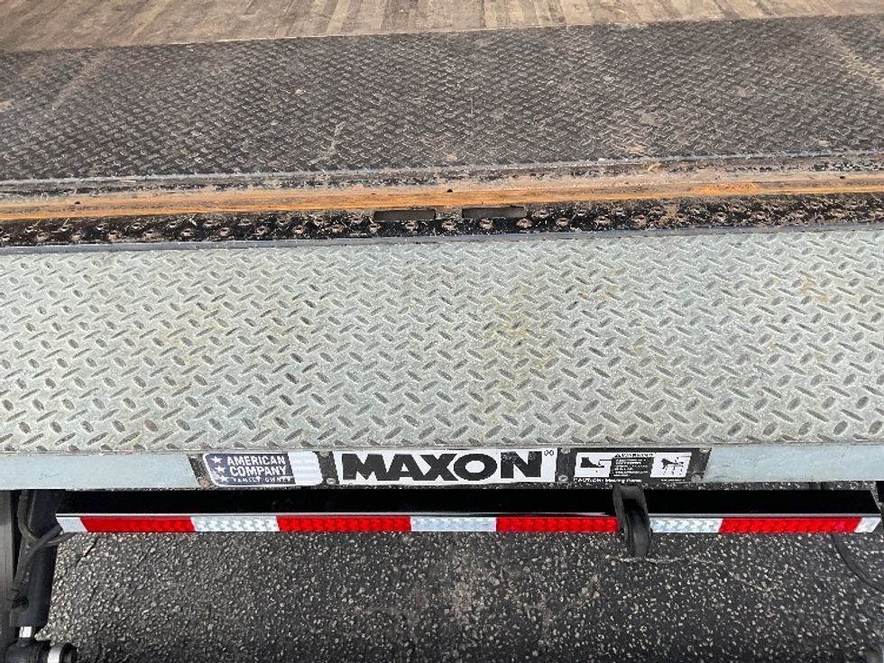 Medium Duty Box Truck-Light and Medium Duty Trucks-International-2020-MV607-Tampa-FL-198,924\n\t\tmiles-$ 48,000 - Image 10