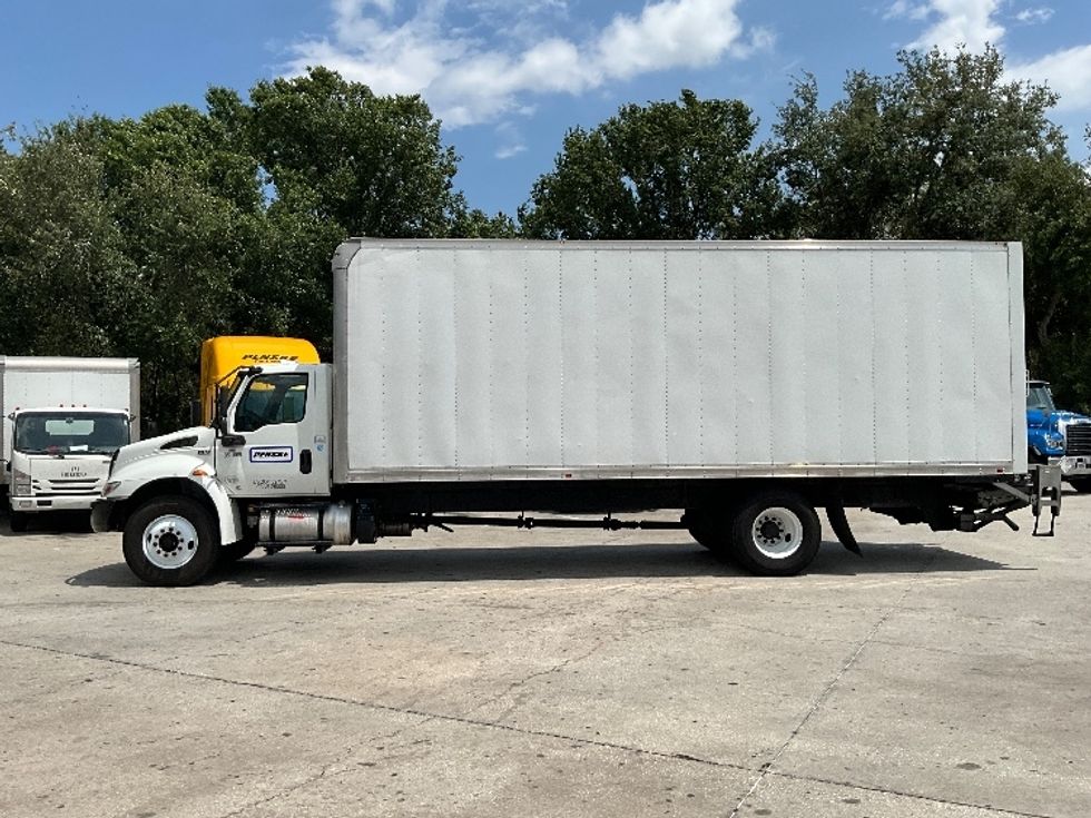 Medium Duty Box Truck-Light and Medium Duty Trucks-International-2020-MV607-Tampa-FL-205,094\n\t\tmiles-$ 53,250 - Image 4
