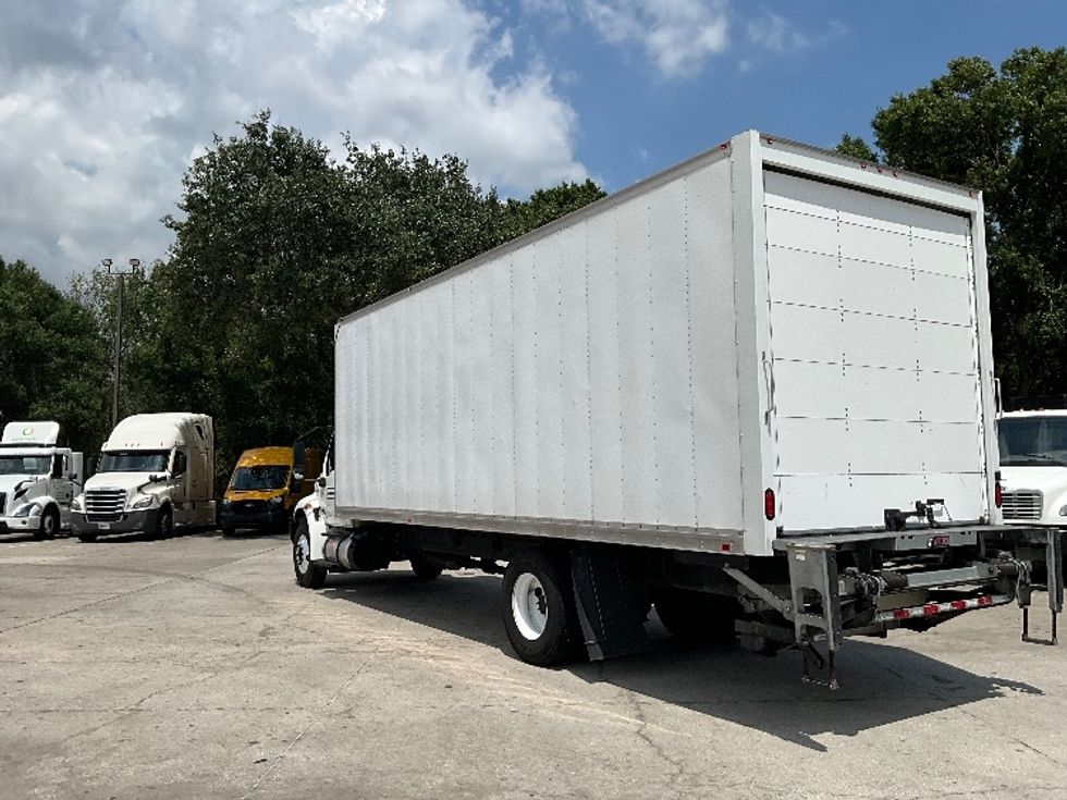 Medium Duty Box Truck-Light and Medium Duty Trucks-International-2020-MV607-Tampa-FL-205,094\n\t\tmiles-$ 53,250 - Image 6