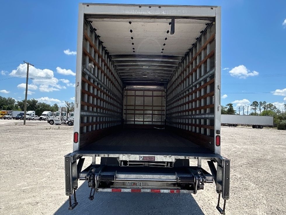 Medium Duty Box Truck-Light and Medium Duty Trucks-International-2020-MV607-Tampa-FL-205,094\n\t\tmiles-$ 53,250 - Image 8