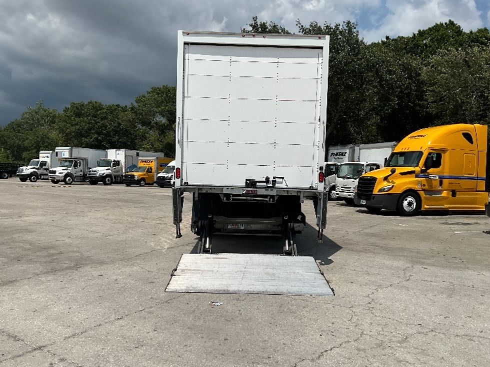 Medium Duty Box Truck-Light and Medium Duty Trucks-International-2020-MV607-Tampa-FL-205,094\n\t\tmiles-$ 53,250 - Image 9