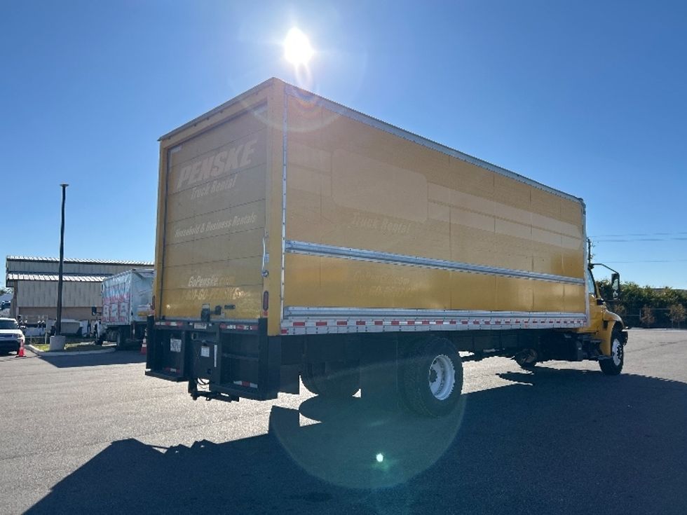 Medium Duty Box Truck-Light and Medium Duty Trucks-International-2020-MV607-Tampa-FL-212,693\n\t\tmiles-$ 36,250 - Image 12
