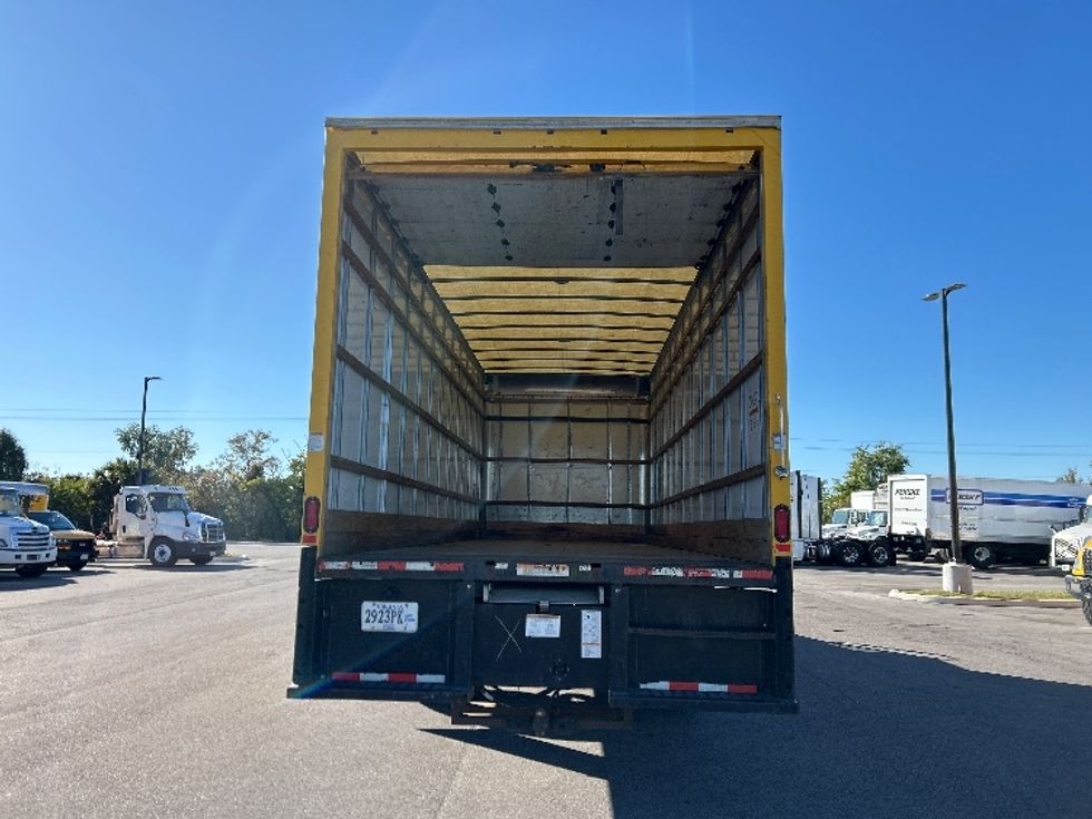 Medium Duty Box Truck-Light and Medium Duty Trucks-International-2020-MV607-Tampa-FL-212,693\n\t\tmiles-$ 36,250 - Image 8