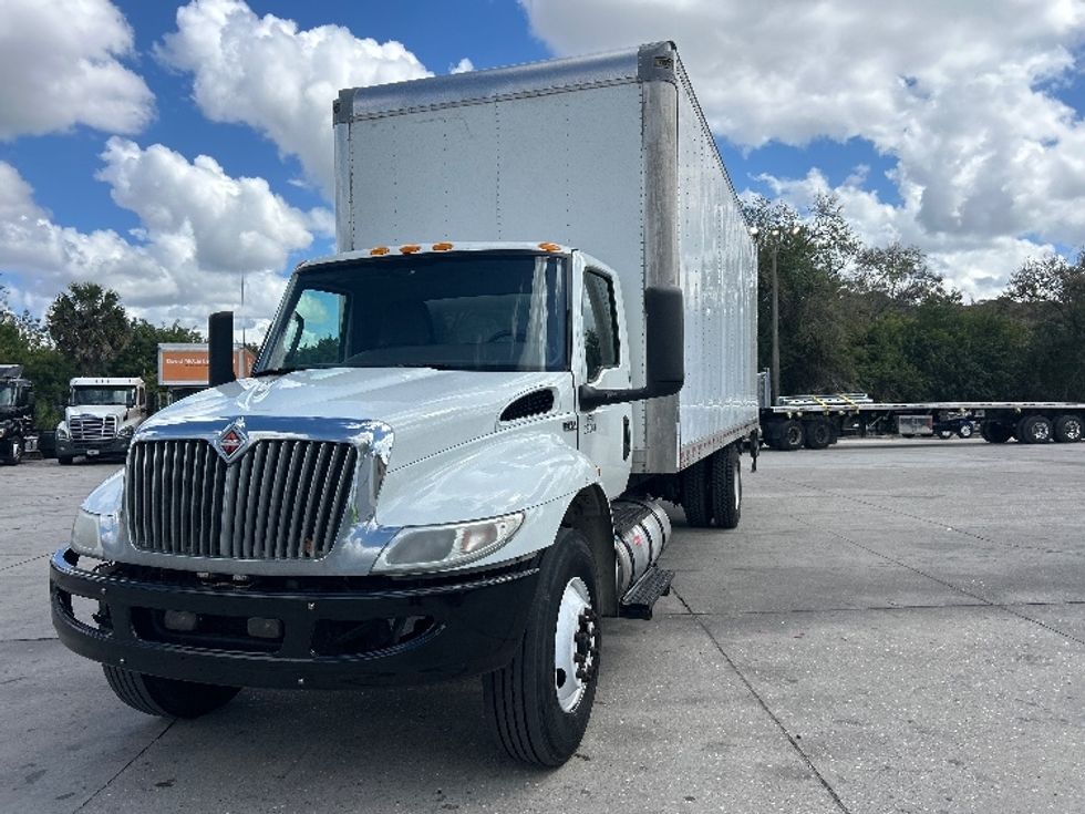 Medium Duty Box Truck-Light and Medium Duty Trucks-International-2020-MV607-Tampa-FL-337,584\n\t\tmiles-$ 22,250 - Image 3