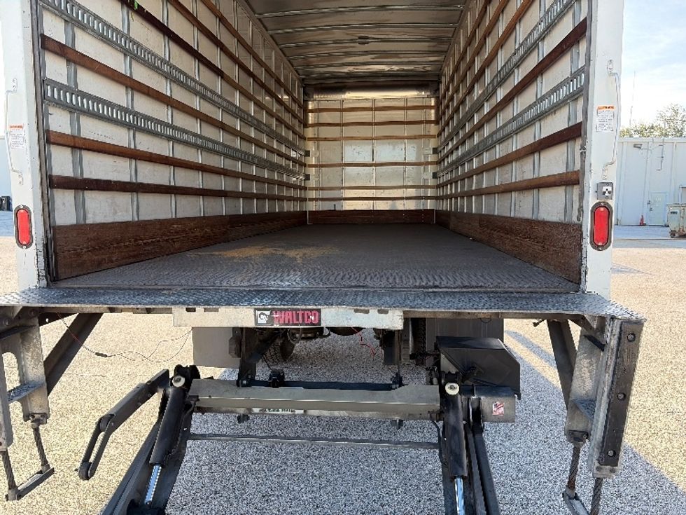 Medium Duty Box Truck-Light and Medium Duty Trucks-International-2020-MV607-Tampa-FL-431,529\n\t\tmiles-$ 22,500 - Image 10