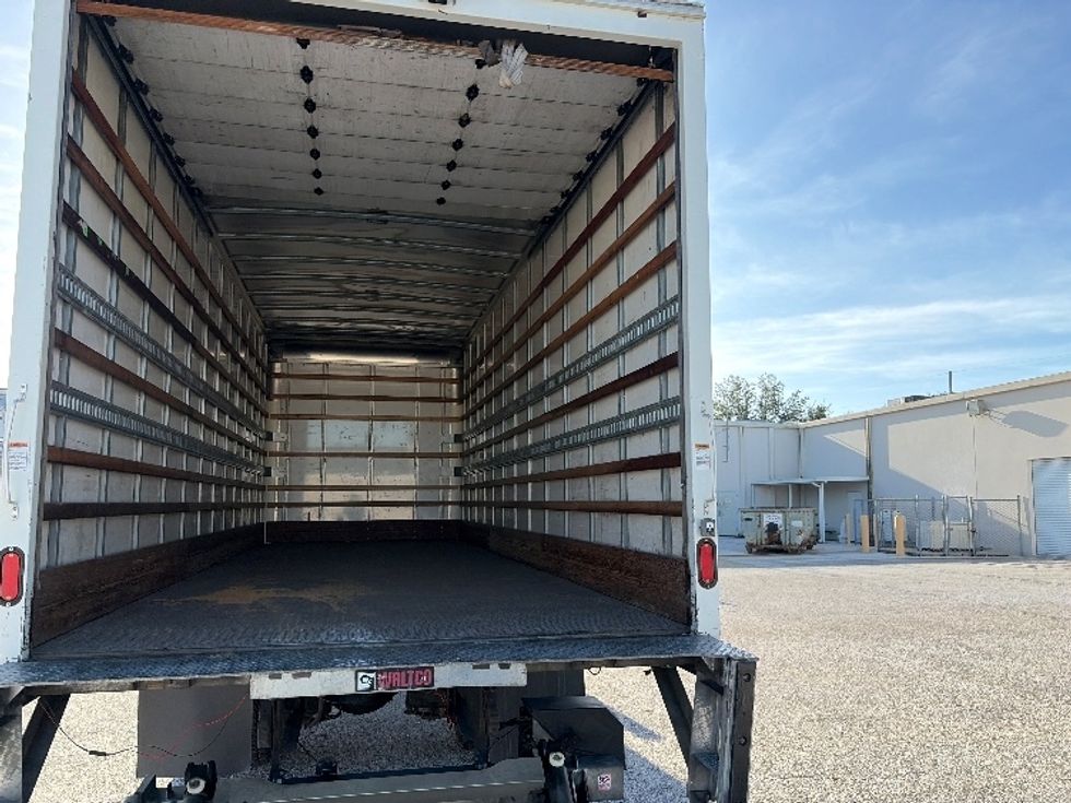 Medium Duty Box Truck-Light and Medium Duty Trucks-International-2020-MV607-Tampa-FL-431,529\n\t\tmiles-$ 22,500 - Image 12