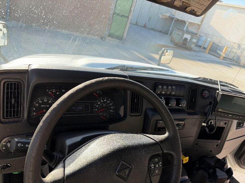Medium Duty Box Truck-Light and Medium Duty Trucks-International-2020-MV607-Tampa-FL-431,529\n\t\tmiles-$ 22,500 - Image 18