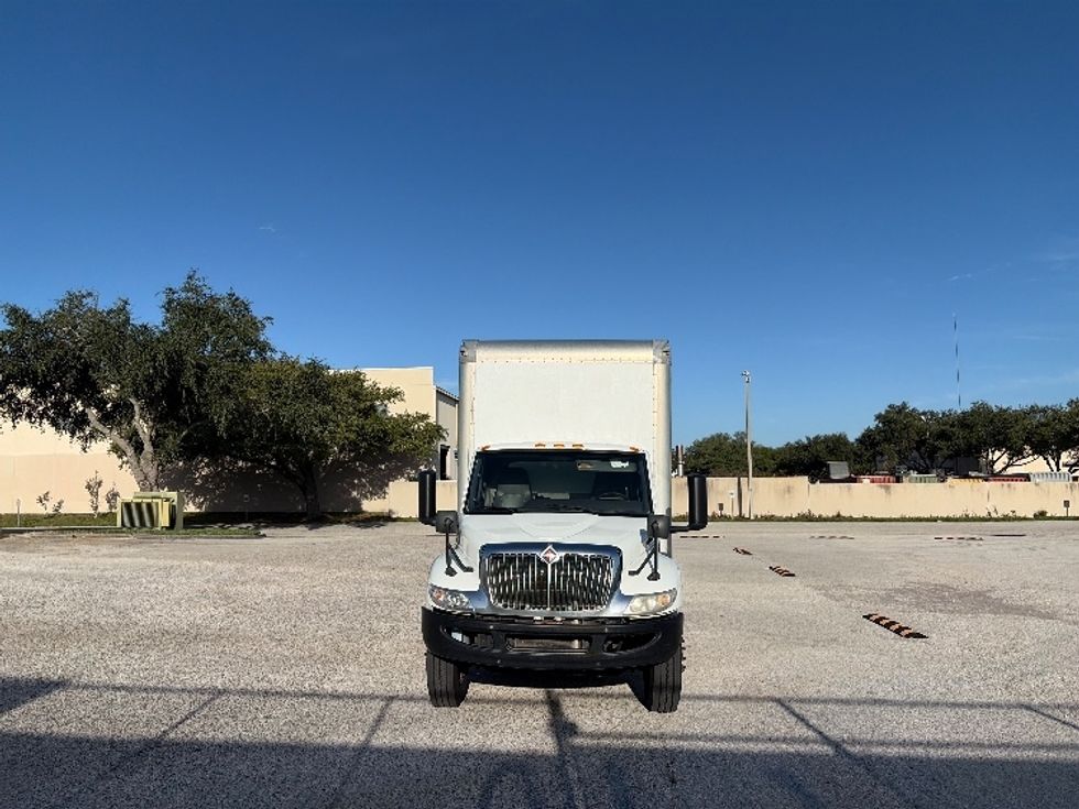 Medium Duty Box Truck-Light and Medium Duty Trucks-International-2020-MV607-Tampa-FL-431,529\n\t\tmiles-$ 22,500 - Image 2